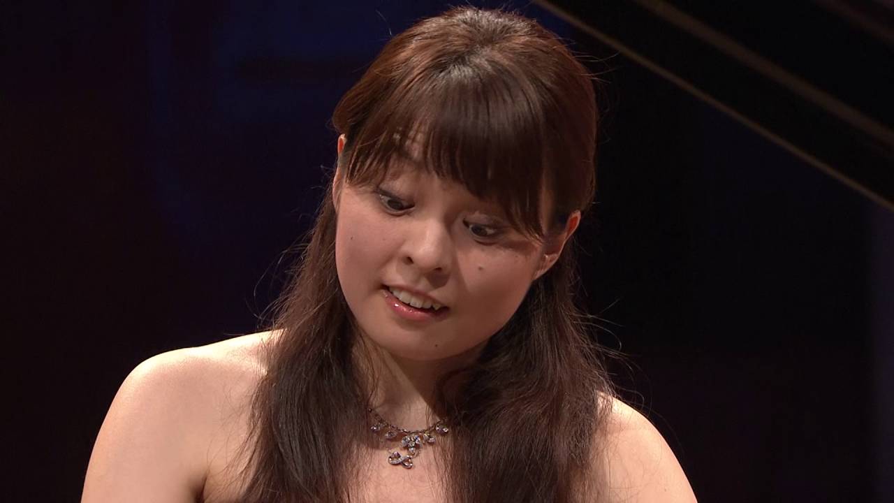Junna Iwasaki – Etude in G flat major, Op. 10 No. 5 (first stage, 2010)