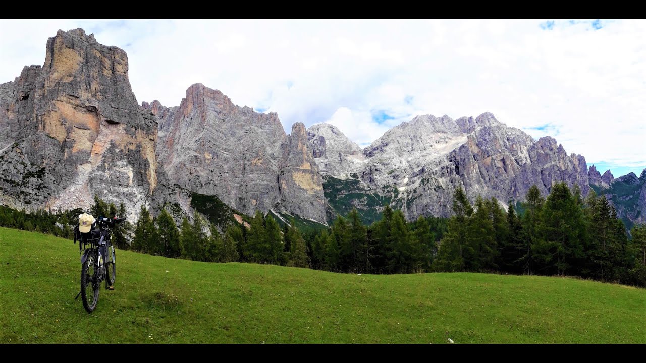 Girobike- Val Corpassa - rif. Vazzoler, Malga Pelsa, con vista sul Civetta. 
