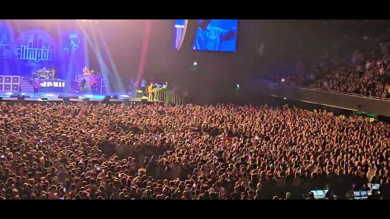 #limpbizkit-break Stuff live Amsterdam #travel #europe #Amsterdam #Netherlands