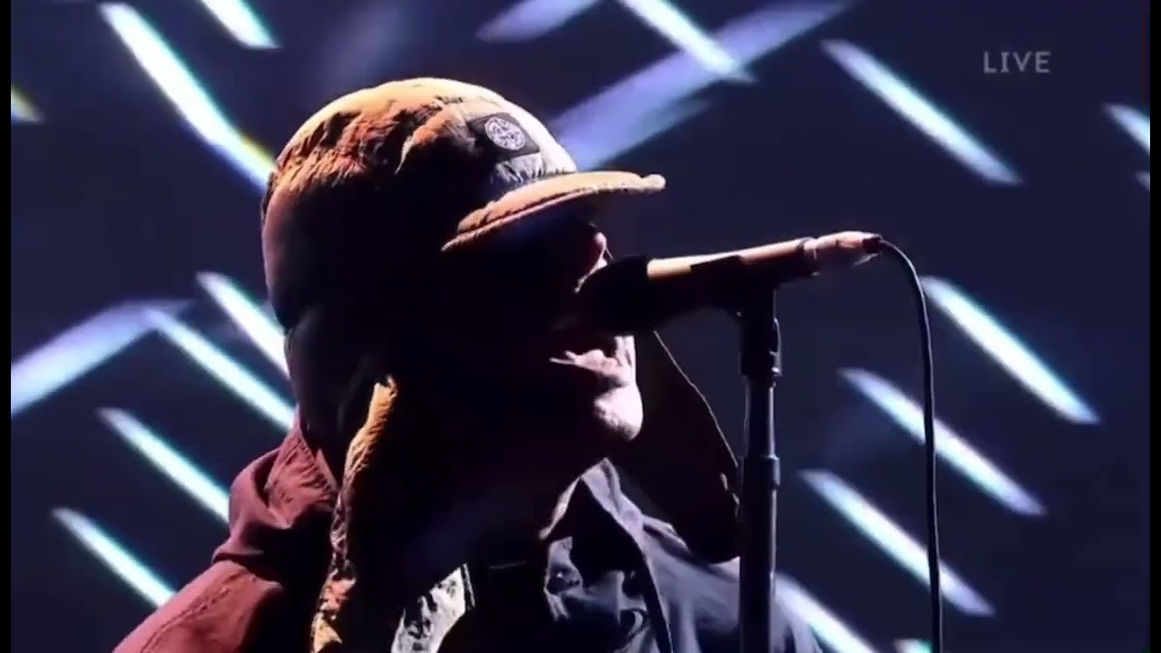 Liam Gallagher - Everything&rsquo;s Electric (Live at the BRIT Awards)