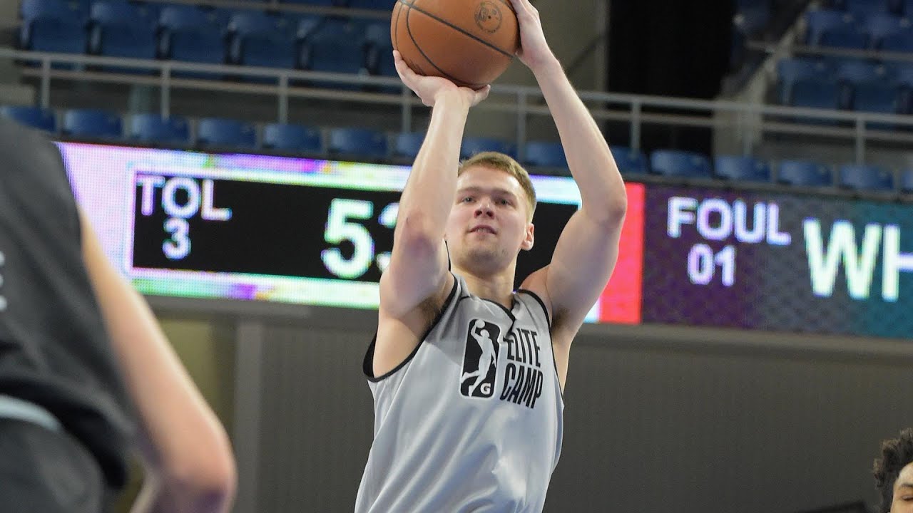 Buddy Boeheim Scores 20 Points, Hits 6 Triples In Game 4
