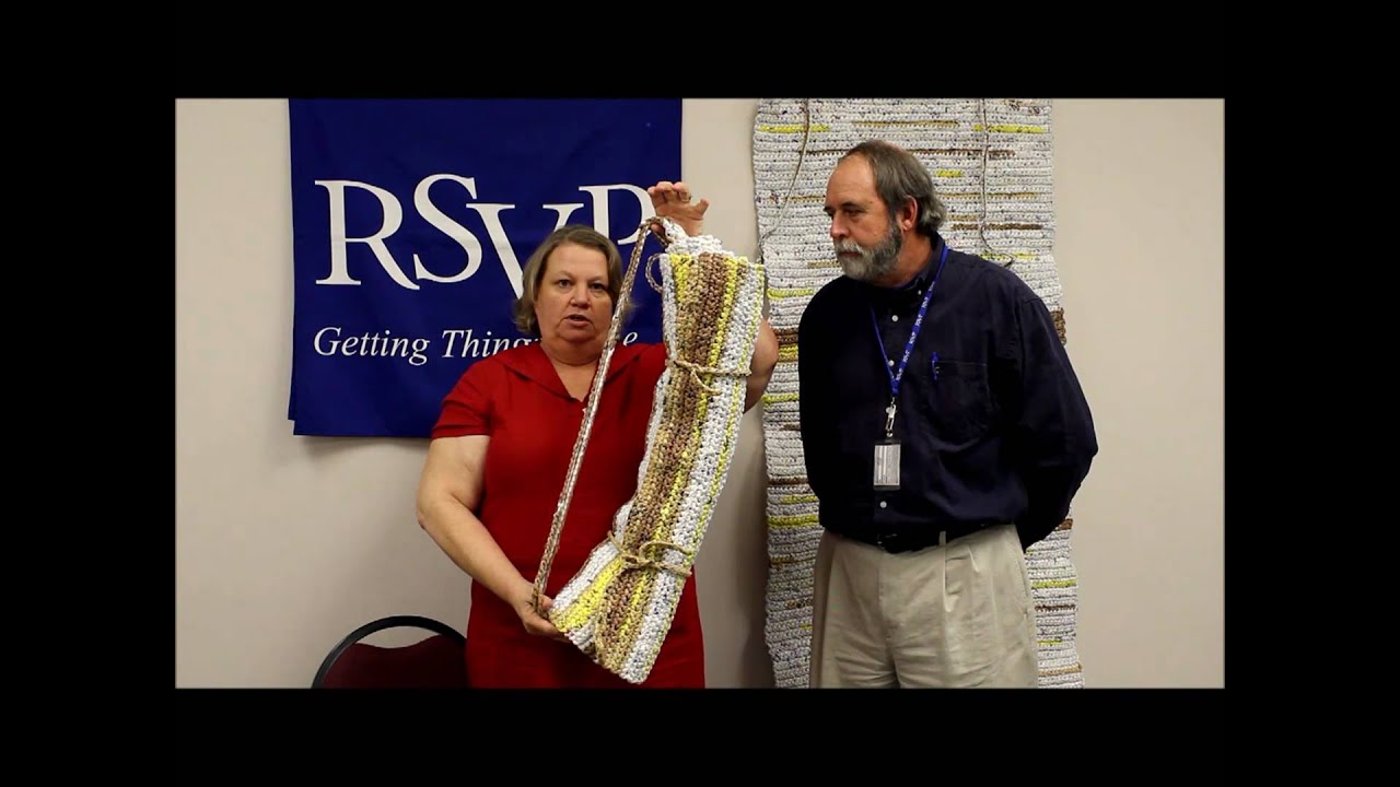 How to Make Sleeping Mats for the Homeless