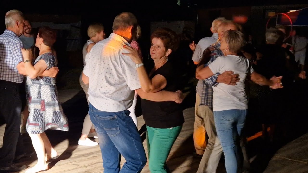 21 czerwca 2024 Znają nas knajpki i koty w zaułkach, letnią nocą lubimy bawić się!