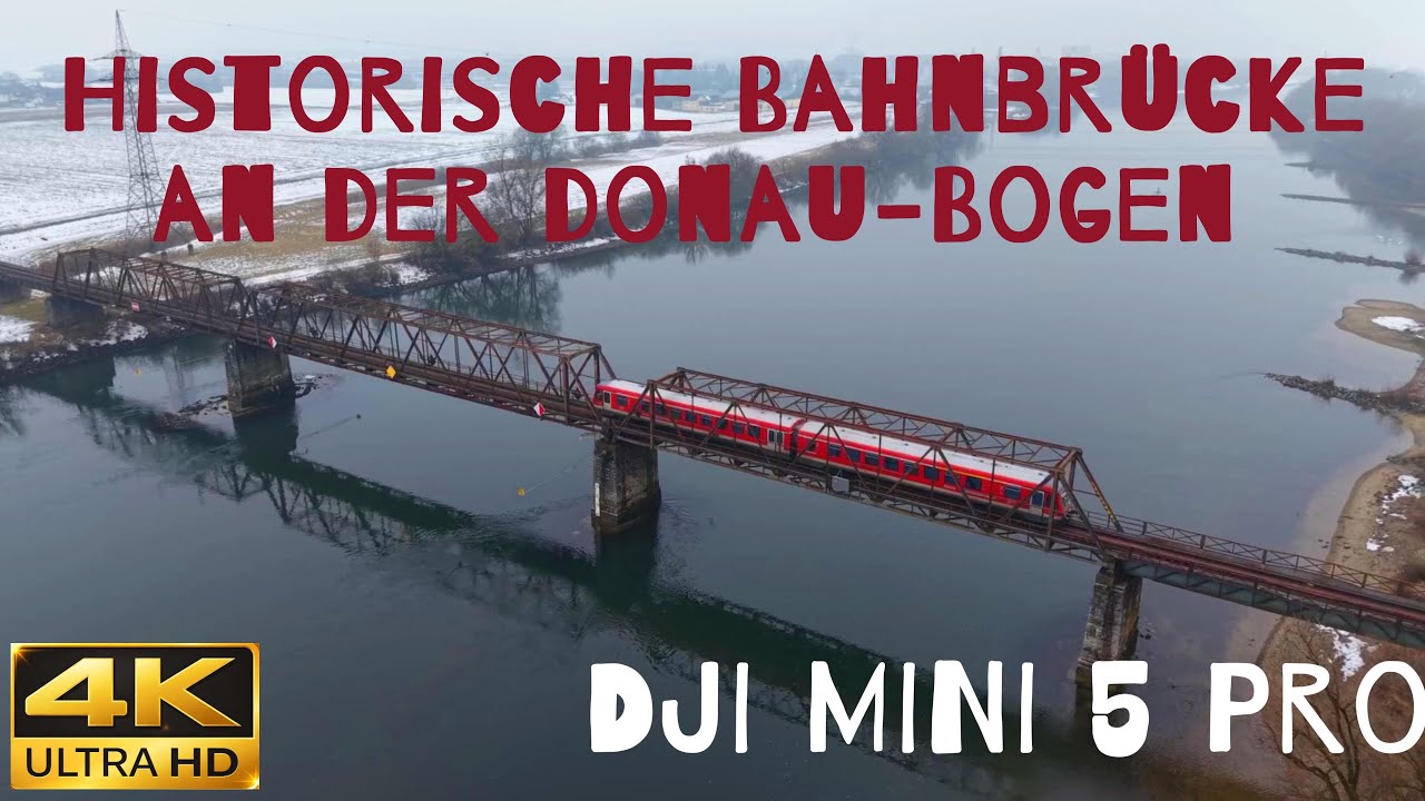 Historische Bahnbrücke  an der Donau- Bogen im düsteren Nebel Cinematic 4K 