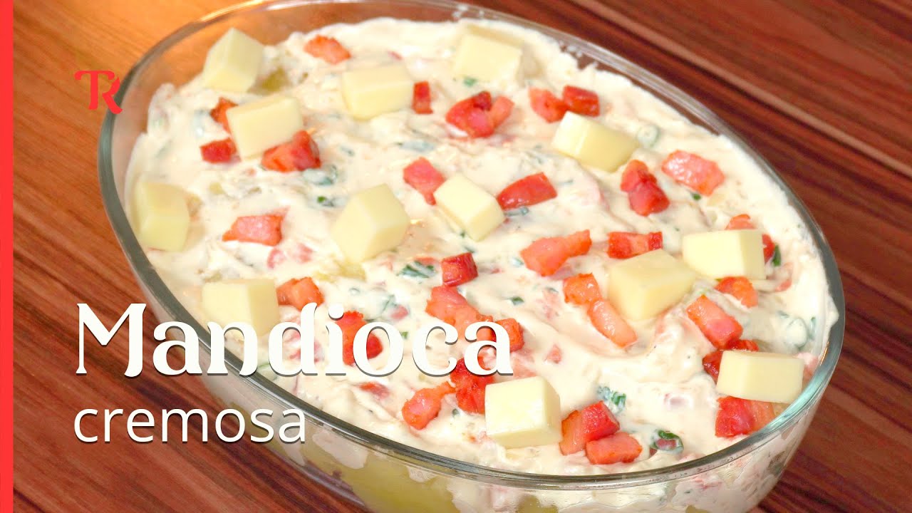 Mandioca cremosa com bacon ao forno. O acompanhamento perfeito para o seu churrasco.