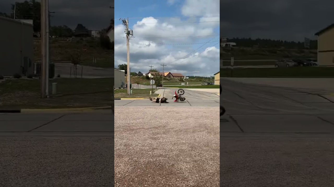 How to wheelie a Cr 85