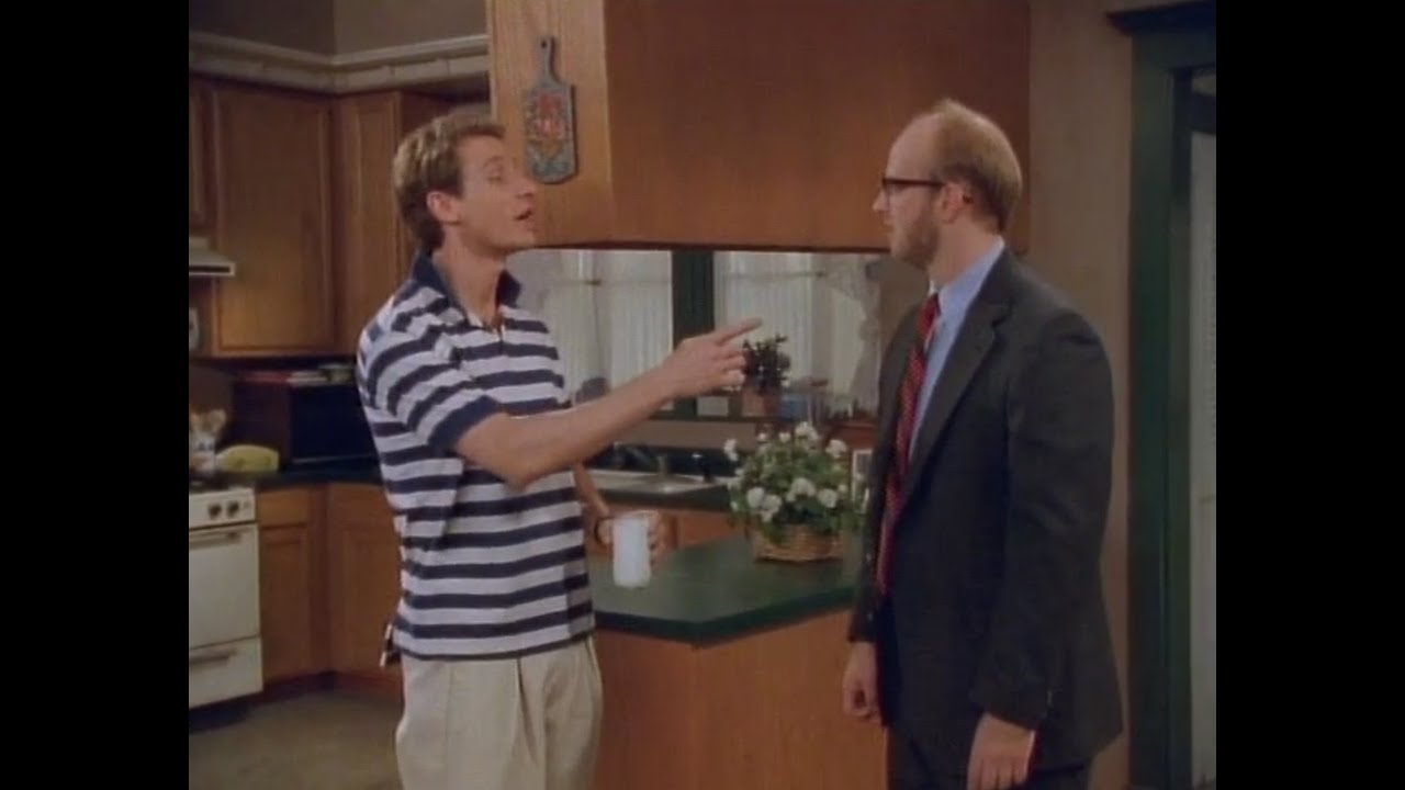 Get a Life s1e21 - The One Where Chris and Larry Switch Lives