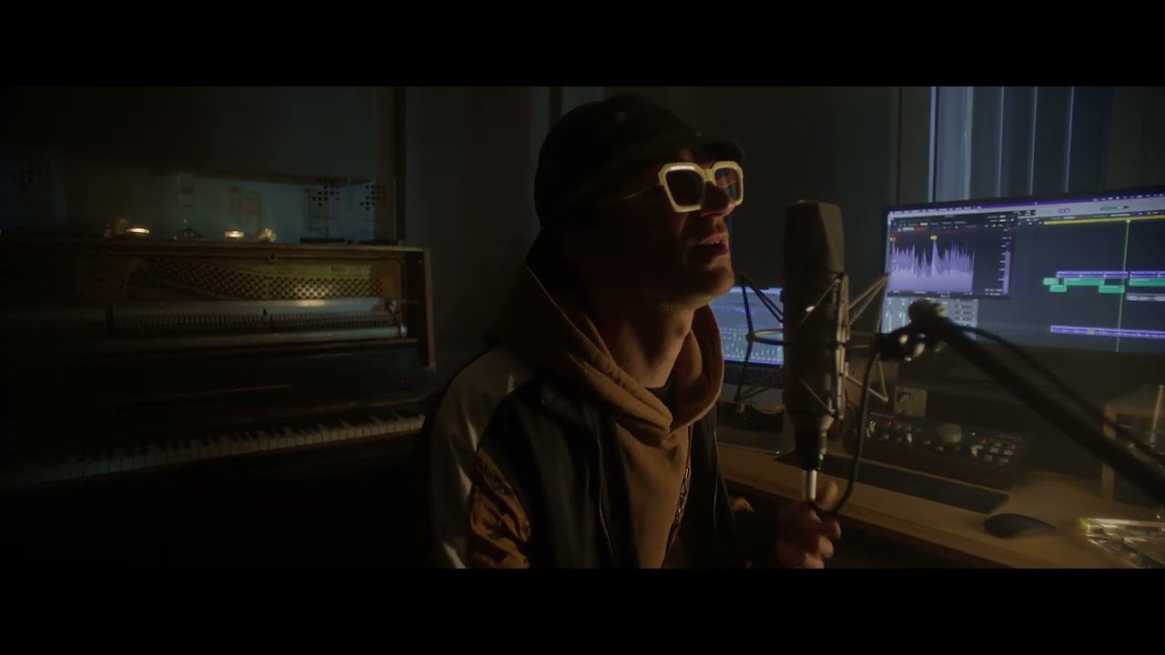 Herr Jansen - Naseweiss (Offizielles Musikvideo)