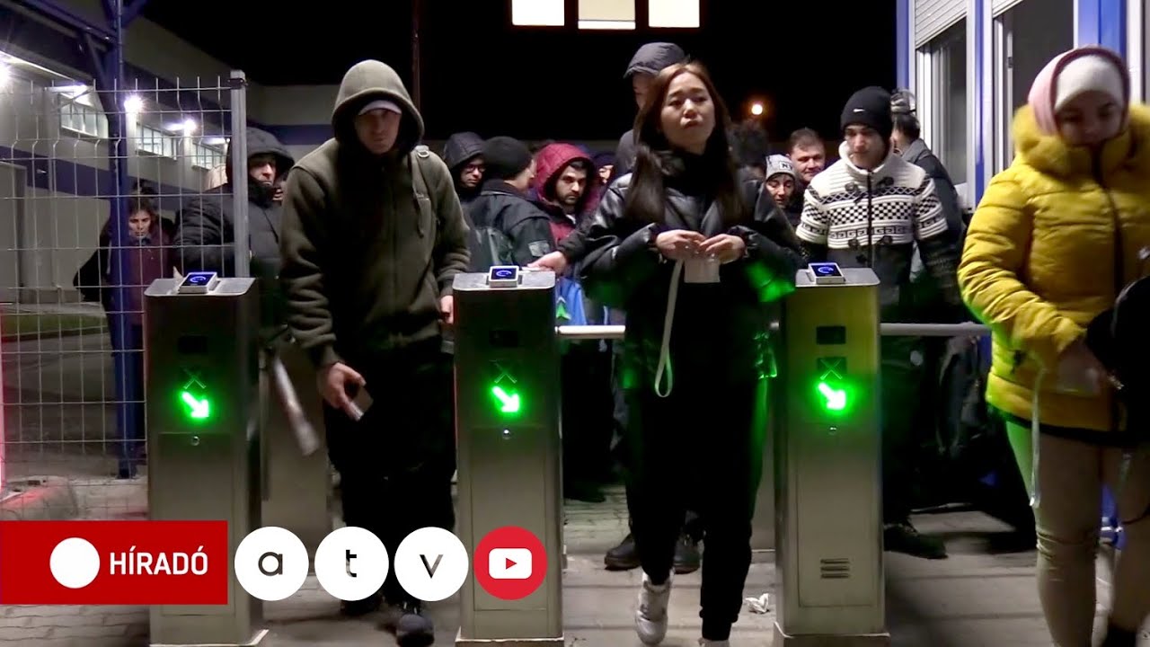 Botrány Salgótarjában: Sorra rúgják ki a magyar munkásokat a dél-koreai gyárból