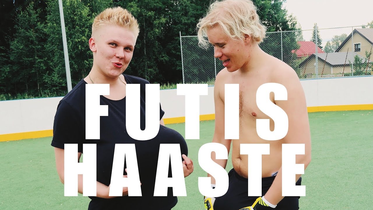 JALKAPALLOA: Jaakko Parkkali VS Arttu Lindeman