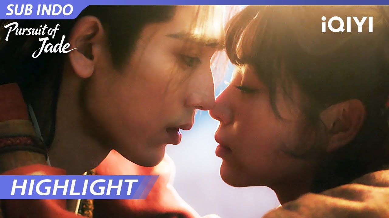 【Highlight 13】Mabuk, nggak tahan cium 💋 | Pursuit of Jade | iQIYI Indonesia