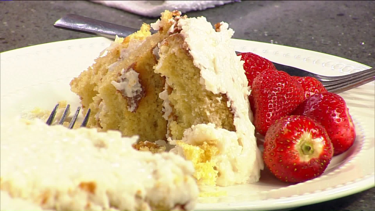 Leanne Fletcher's Coconut Rum Cake