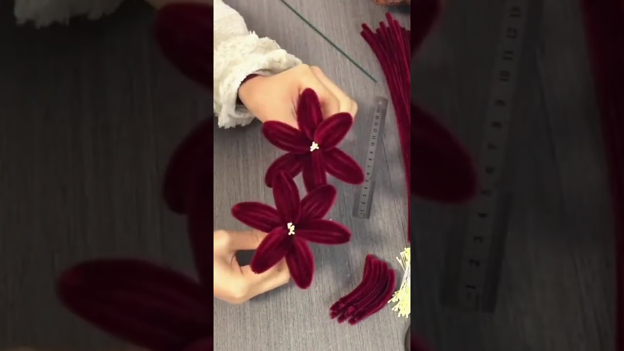 Handmade diy pipe cleaner flowers 