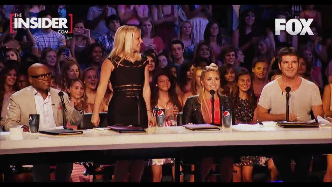 Britney Spears Dances to Vanilla Ice 