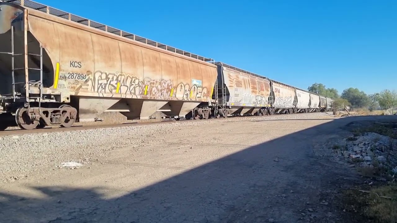 CPKC 5019 CPKC 8006 CPKC 8849 G390 GRANELERO AL SUR LINEA A 