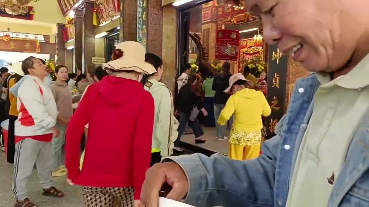 Lên Đỉnh núi Bằng xe máy 