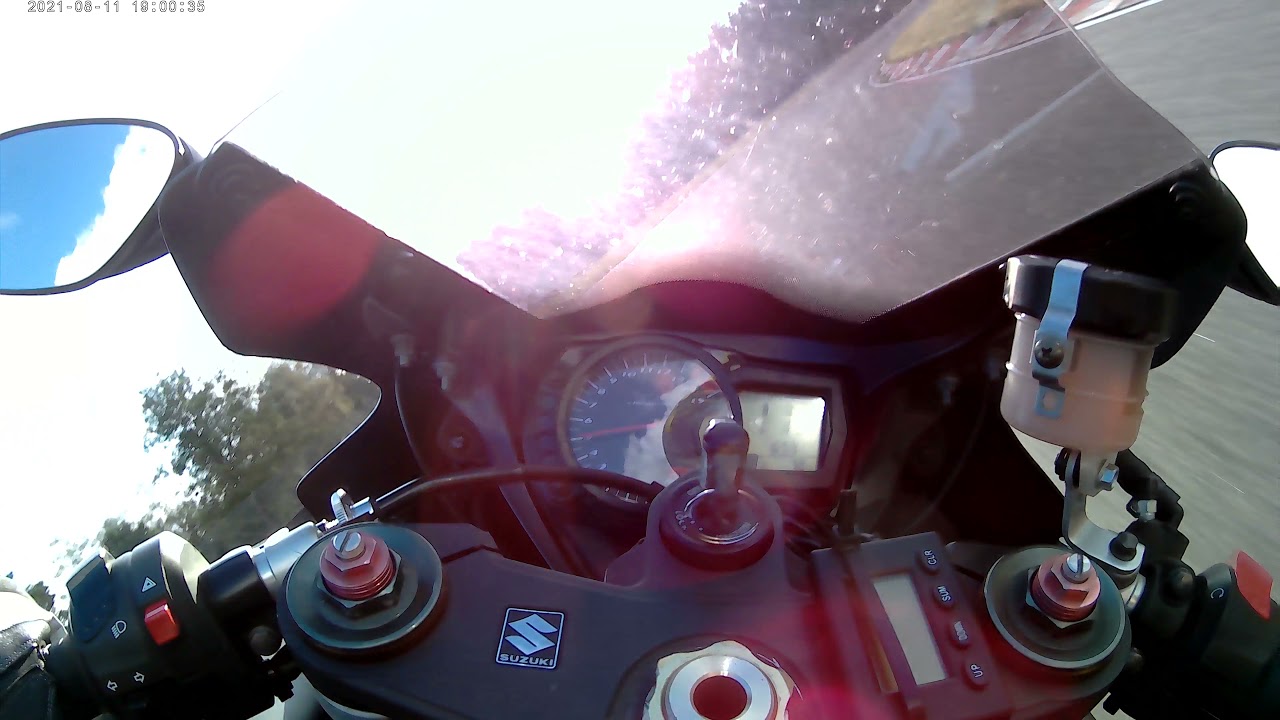 Suzuki Gsxr 1000 Falkenberg Motorbana MC onsdagsk&ouml;rning 11 aug 2021