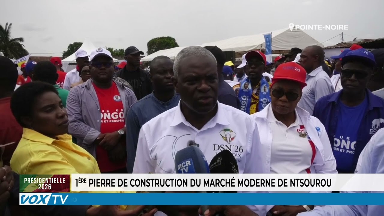 1ere pierre de construction du marche moderne de Ntsourou