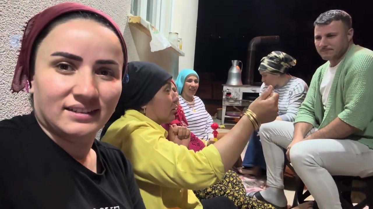 Köyde çocukluk anılarımız.☺️