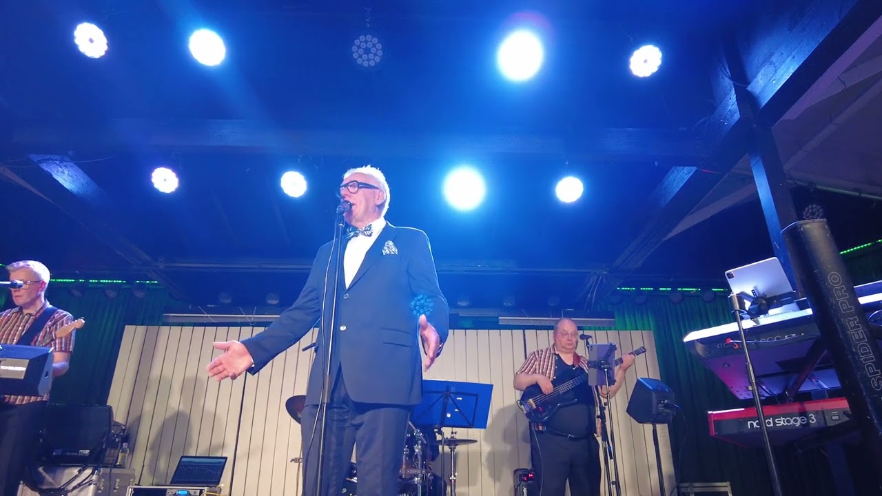 Risto Nevala ja Timanki ja tango Sä et kyyneltä nää