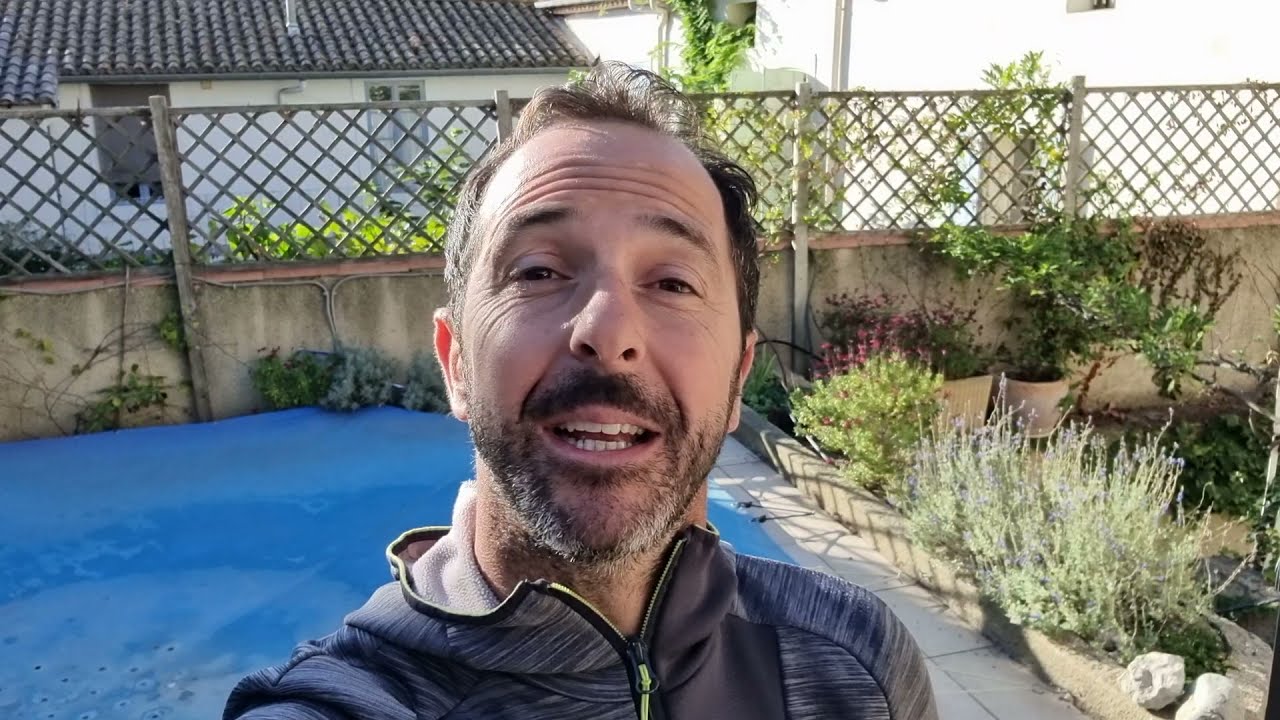 Hivernage piscine actif ou passif, manipulations et conseils en or