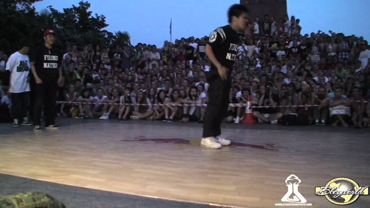 JAPAN JUST BEGUN vs RUFFNECK FANATIX | CREW BATTLE | YALTA SUMMER JAM 2011