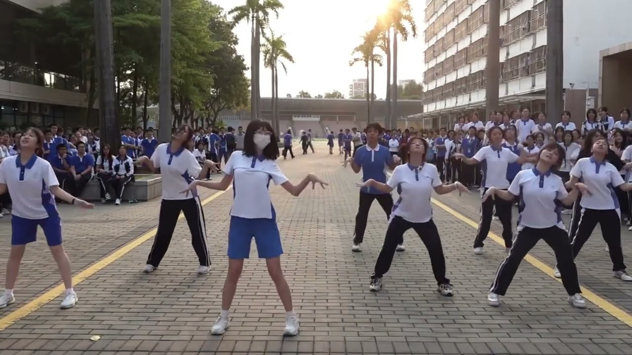 [KPOP IN SCHOOL] RANDOM PLAY DANCE in Shenzhen high school | RELAY CHALLENGE | China 2024.4