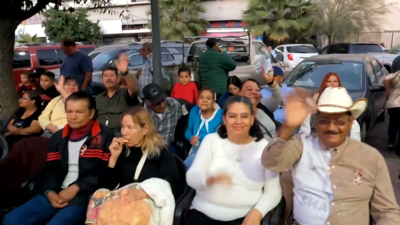 Baile de Navidad en la Plaza Armas de Torreón Coah.