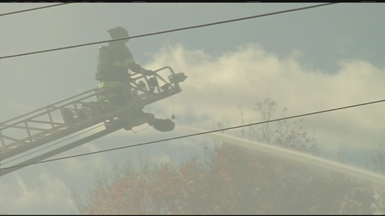 Barn fire spread across Route 47, heavy smoke billowed into the sky