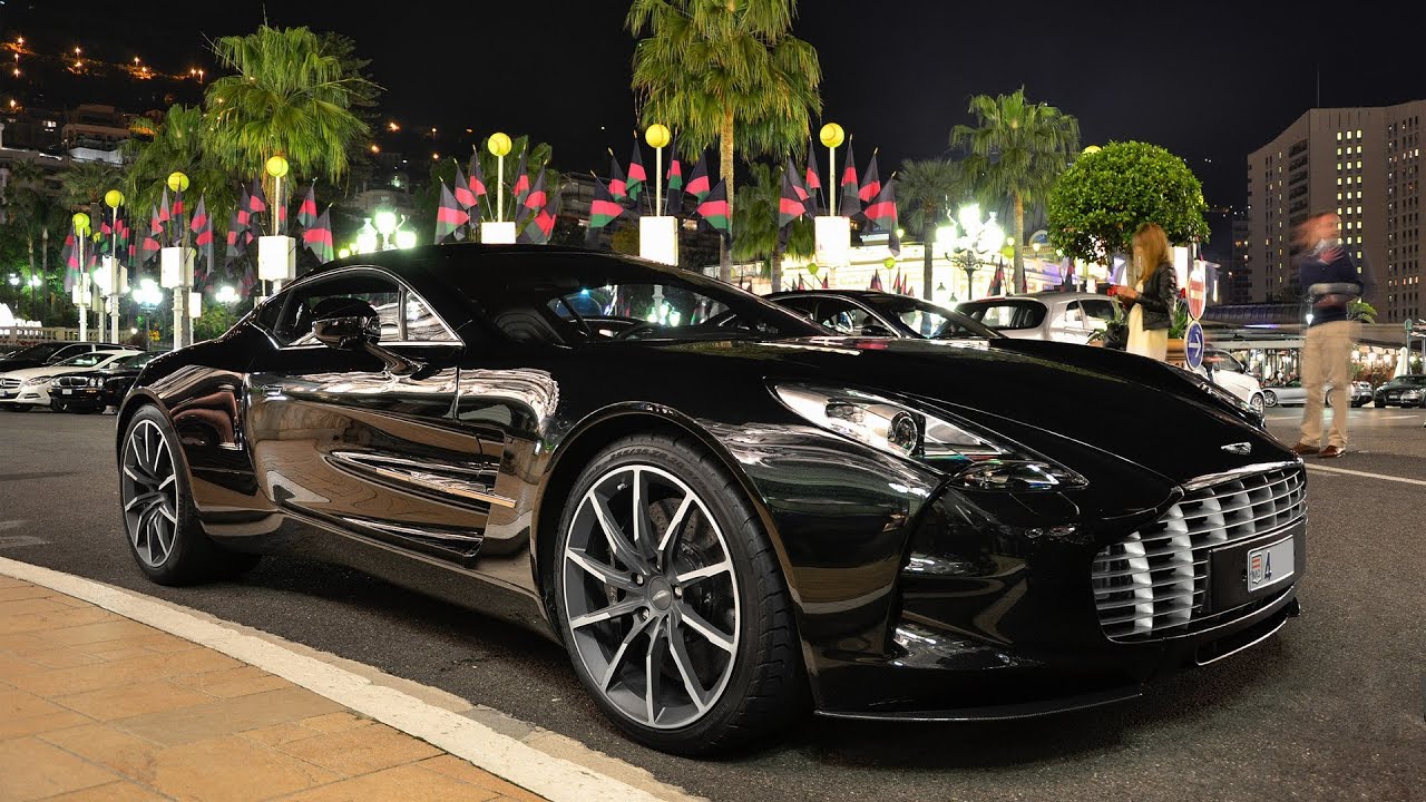 Aston Martin One 77 - Driving around in Monaco!