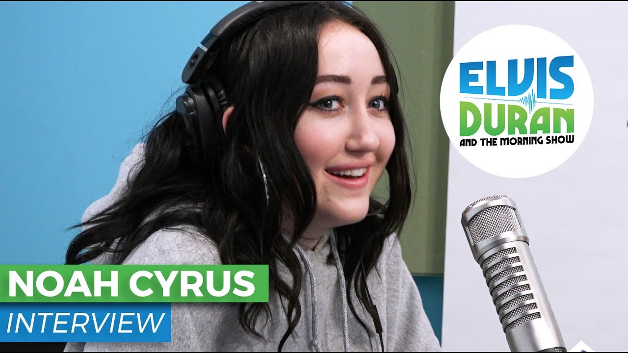 Noah Cyrus Chats About Stage Fright, Collaborating and Family | Elvis Duran Show