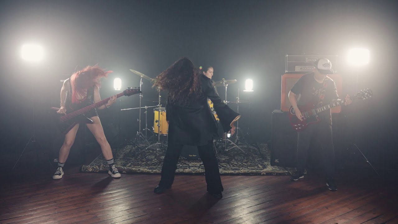 Suevia - En la salida (Official Video)