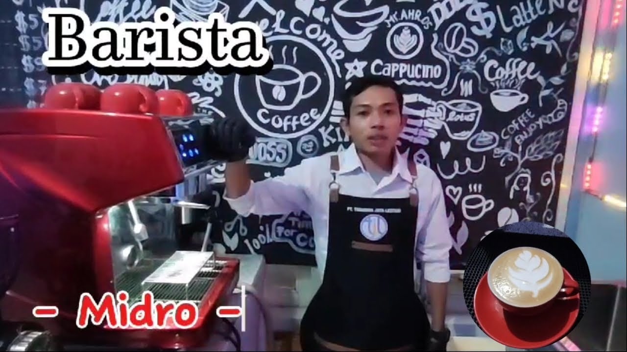 Beginner Barista Makes Coffee Late Art