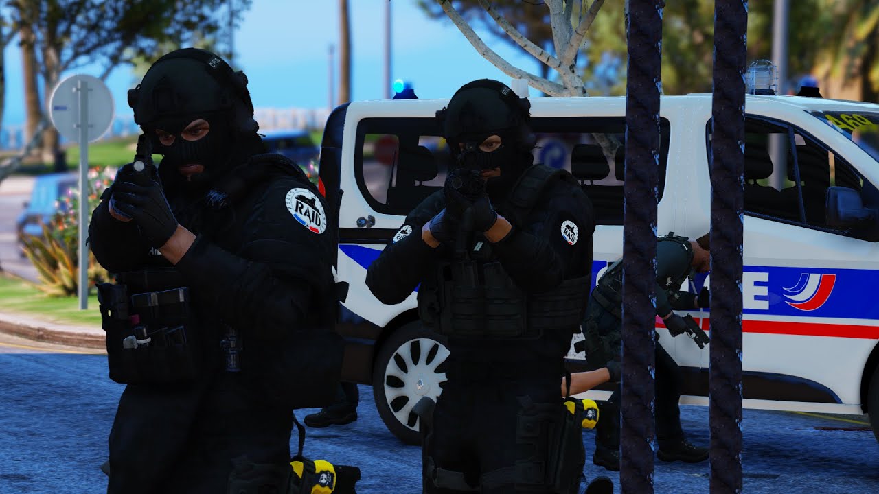 (GTA 5) UNE GROSSE FUSILLAIDES ECLATE LE RAID NOUS VIENNE EN AIDE #lspdfr #gta FR-LSPDFR
