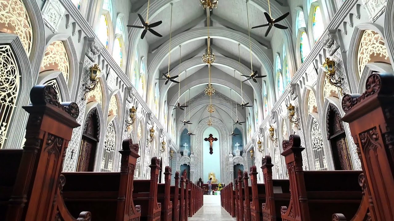 QUÁ ĐẸP NHÀ THỜ KIM SƠN ĐẸP NHƯ CUNG ĐIỆN .