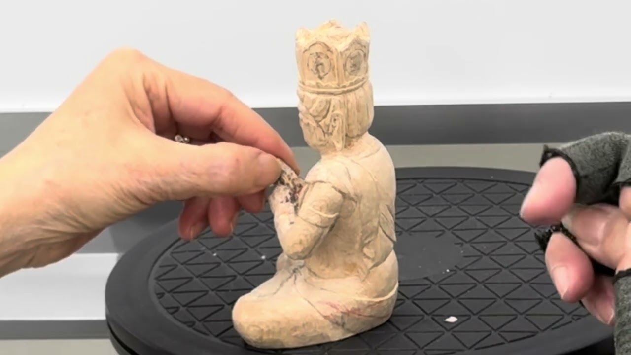 チャレンジ仏像彫刻3700                                    大日如来（木曽檜，像高18cm）（大日手）厚子I