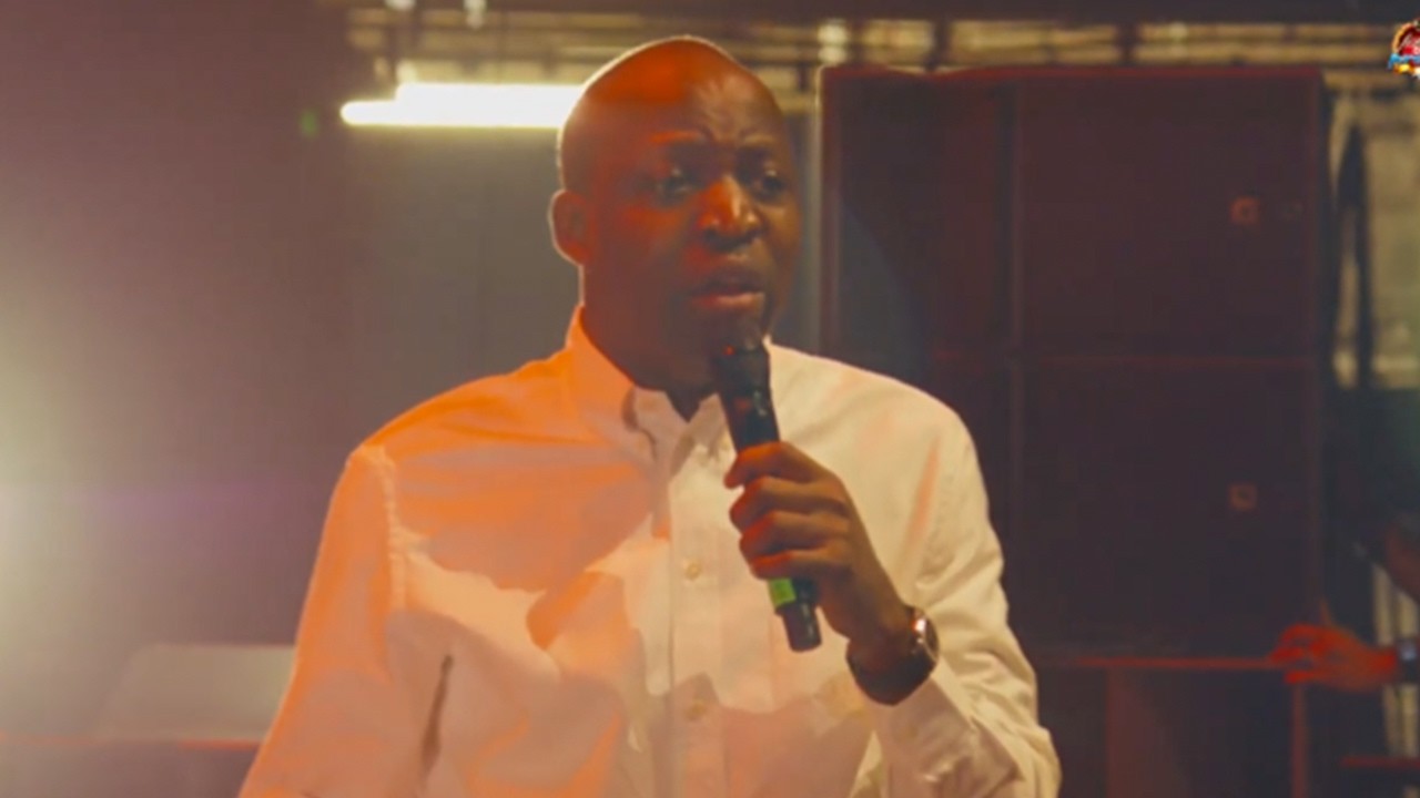 DUNSIN OYEKAN WORSHIP THAT WILL CALLS FORTH YOUR DESTINY THROUGH INTIMACY!!