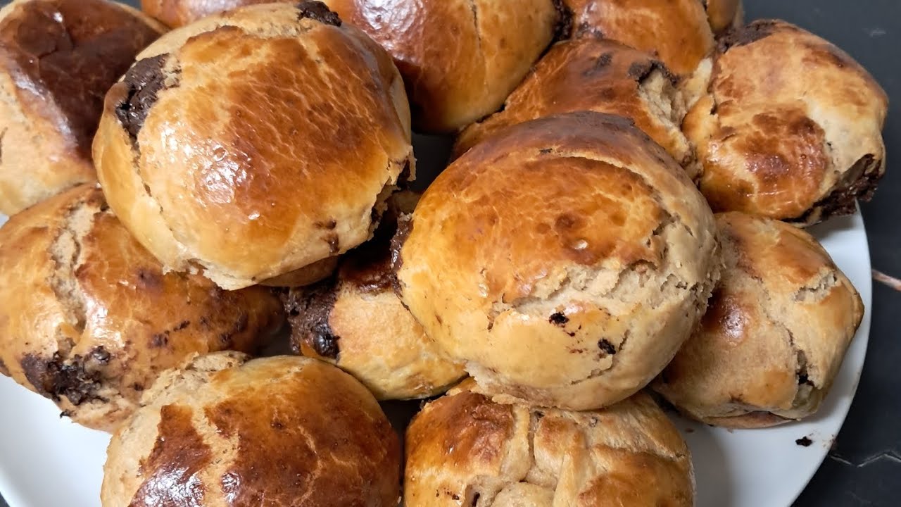 Recette de brioche rapide mais moeulleux et au chocolat.
