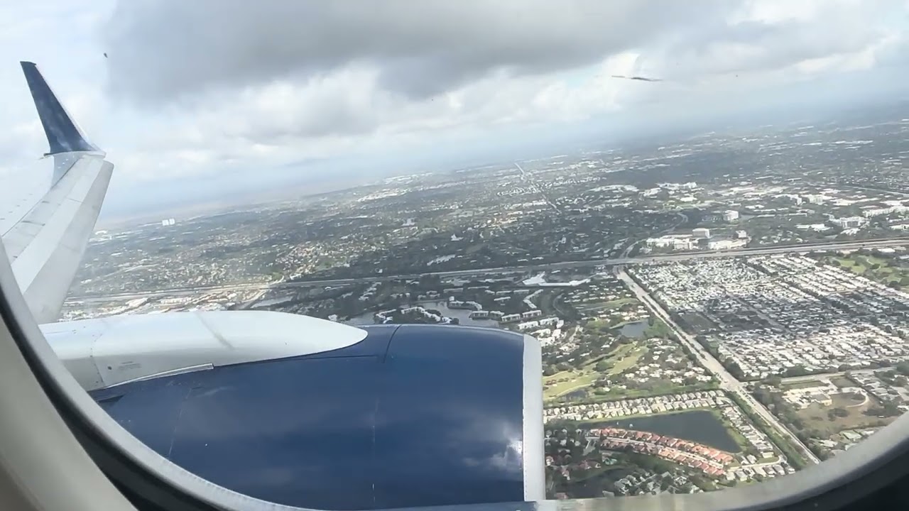 Delta Flight#1094 ATL to FLL. (N696DL)