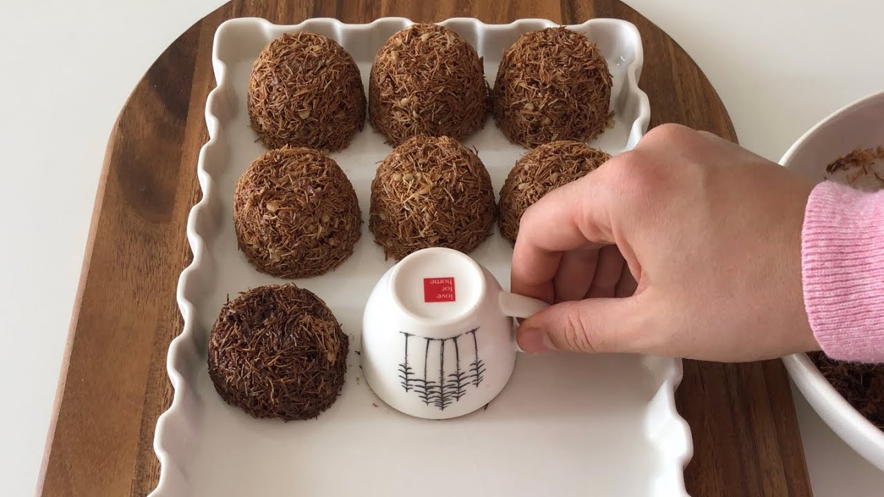 Sadece 2 Malzemeyle Çikolatalı Kadayıf Topalrı Yapın. Yapımı sadece 10 dakika!