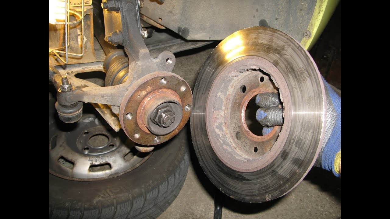 #3/10 Changer un roulement : dépose de l'étrier et disque de frein