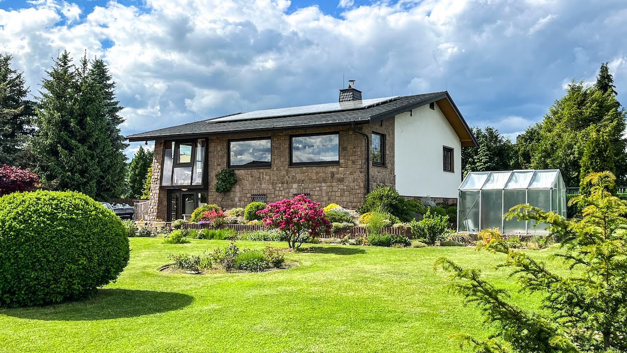 EINFAMILIENHAUS zu verkaufen in Zwickau-Cainsdorf - Realis Zwickau