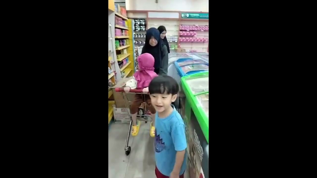 Belanja ke Mega Glory Dabo Singkep 