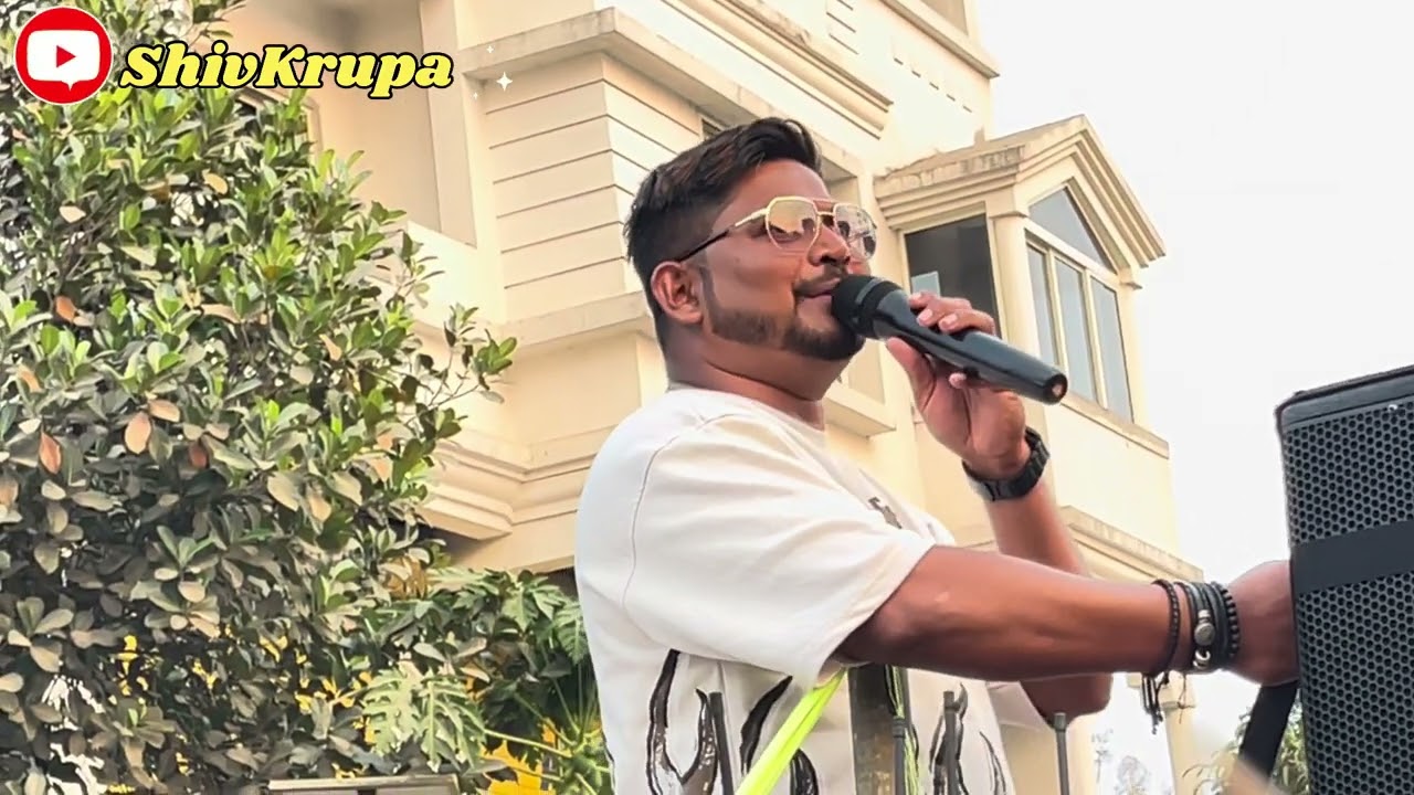 पालखी मध्ये ऑर्केस्ट्रा लयून मिरवली 