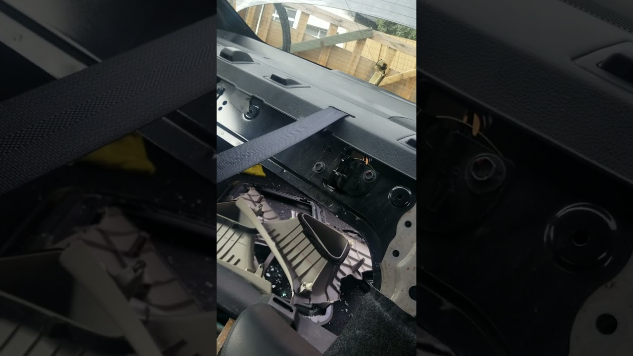 2014 Nissan Altima back speakers cover replacement