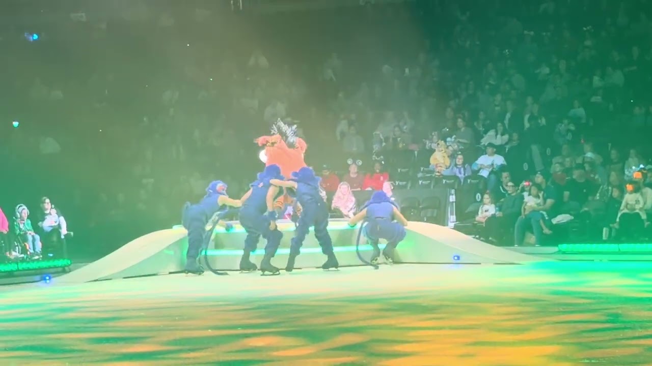 Lion King Timon & Pumba Skate Disney on Ice Anaheim CA