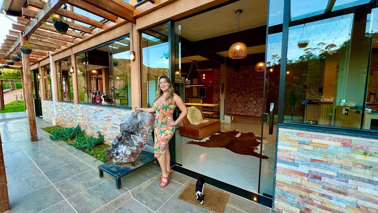 OS PROPRIETÁRIOS VIERAM DO CANADÁ PARA MONTAR ESSA LINDA POUSADA RURAL AQUI NO BRASIL