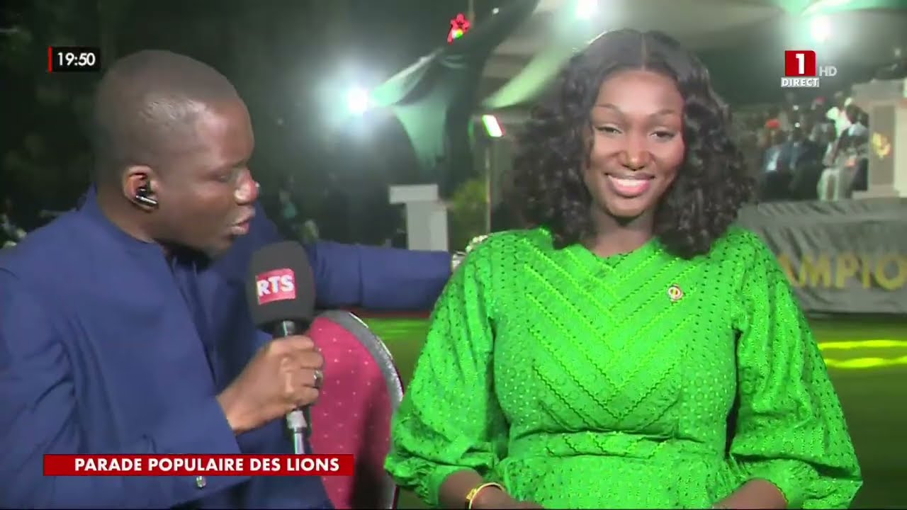 Honorable Anta Babacar Ngom au Palais pour c&eacute;l&eacute;brer les champions d'Afrique