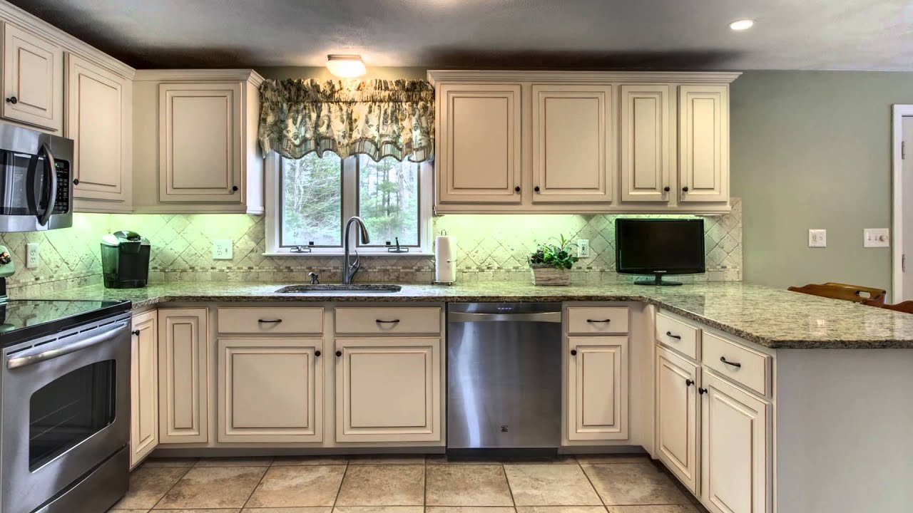 54 Inches Brook Ln, Boxborough MA - Anne Marie DeCesar - Tel 978-621-4691