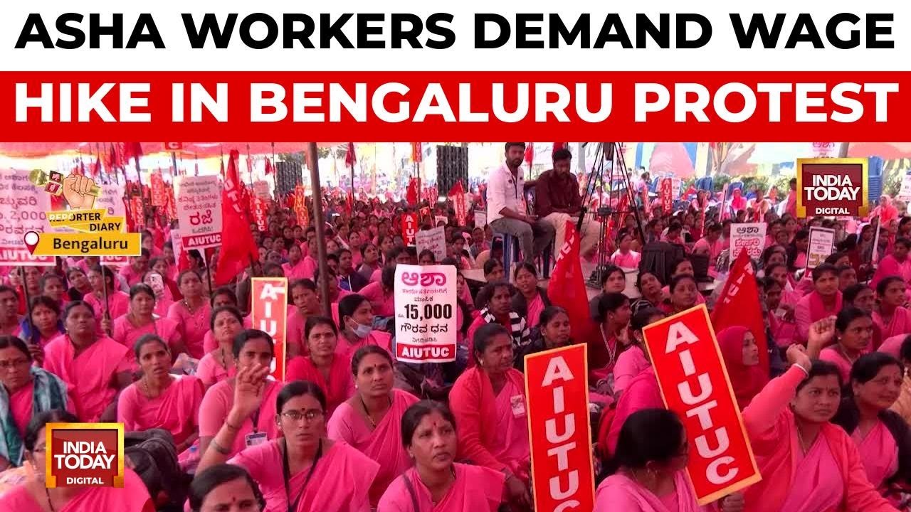 ASHA Workers Stage Indefinite Protest In Bengaluru For Wage Hike And Benefits | India Today